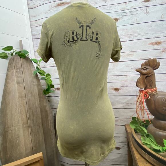 RTB Real Tough Babe Acid Wash Graphic Tee Shirt Woman's Size L #090 Biker Babe - Picture 1 of 12